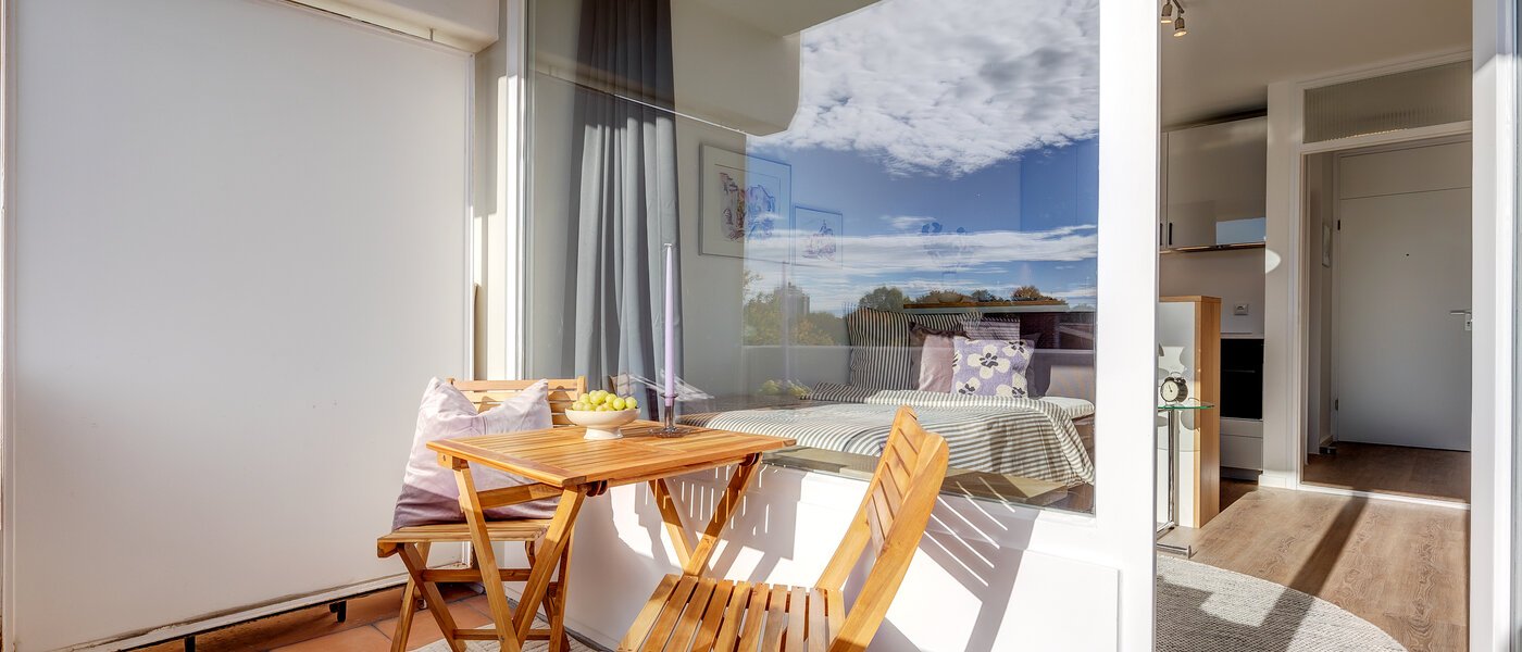 abitazione München Schwabing-Nord (zw. Leopoldstraße & Englischen Garten) 01 balcone 2242