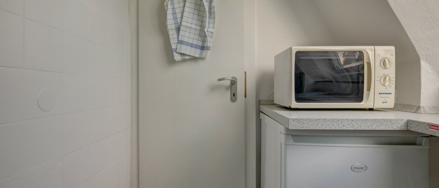 appartamento München Schwabing (rechts der Leopoldstraße) 03 cucina 2486