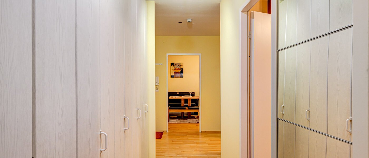 appartamento München Sendling 03 ingresso/corridioio 256