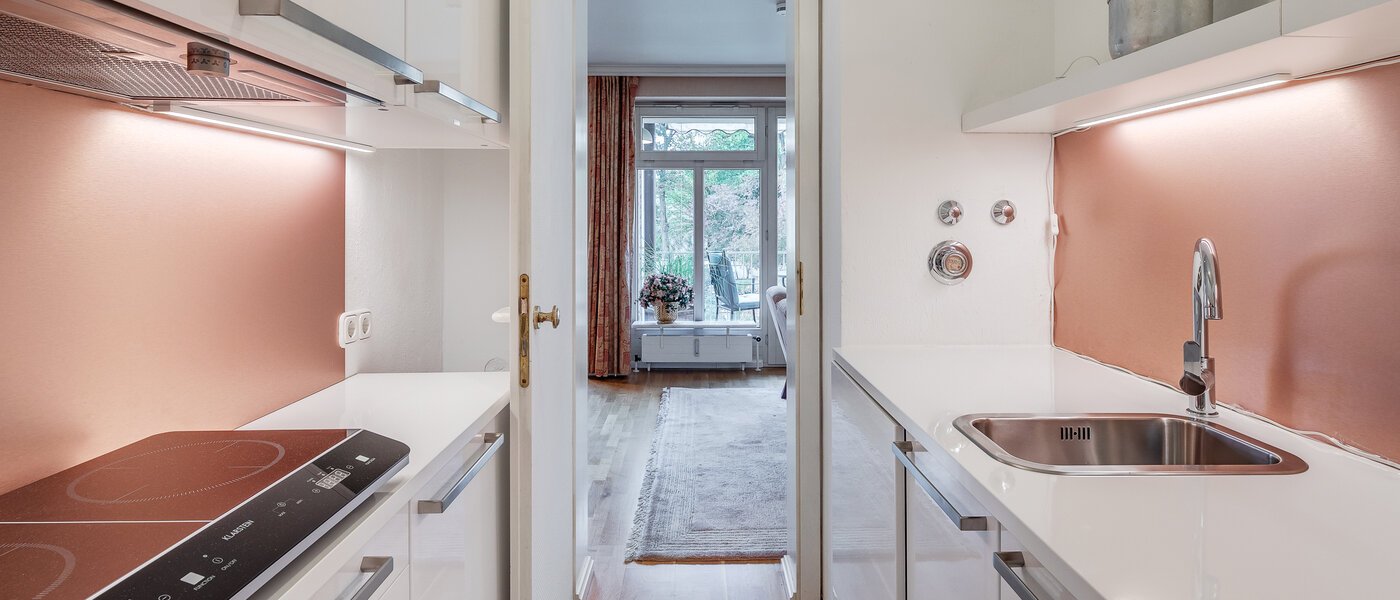 appartamento München Schwabing (rechts der Leopoldstraße) 02 cucina 2699