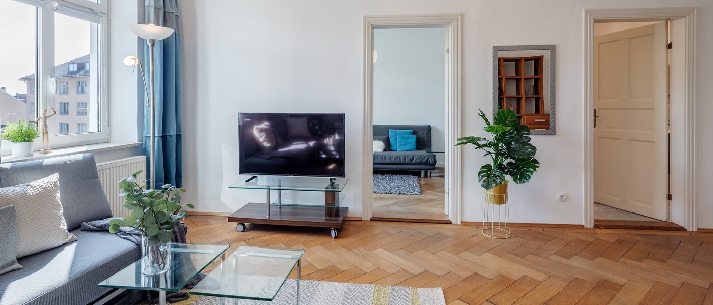 appartamento München Haidhausen 05 soggiorno 308