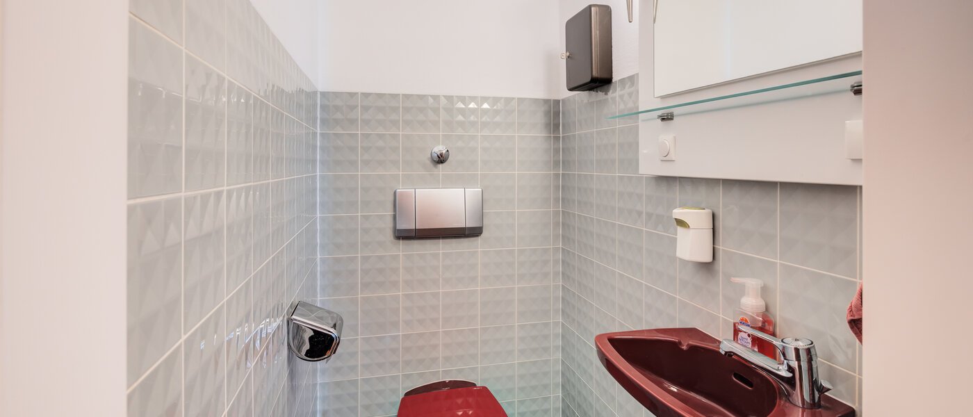 appartamento München Harlaching 01 toilette per gli ospiti 3096