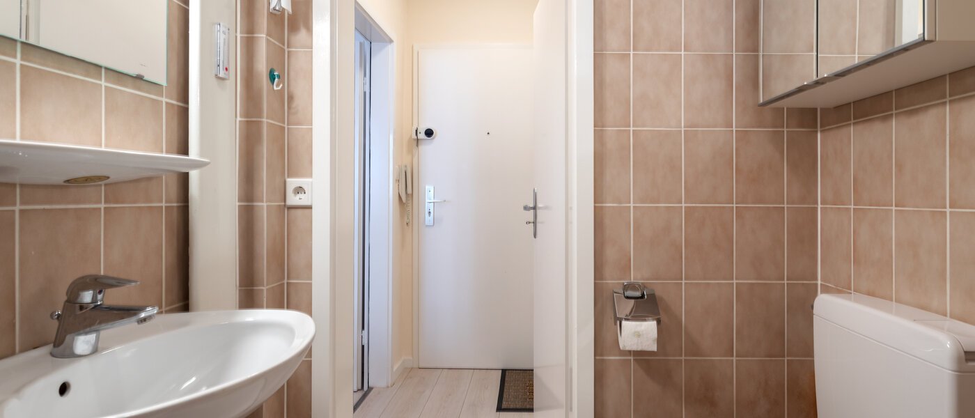 appartamento München Schwabing (links der Leopoldstraße) 02 bagno 3177