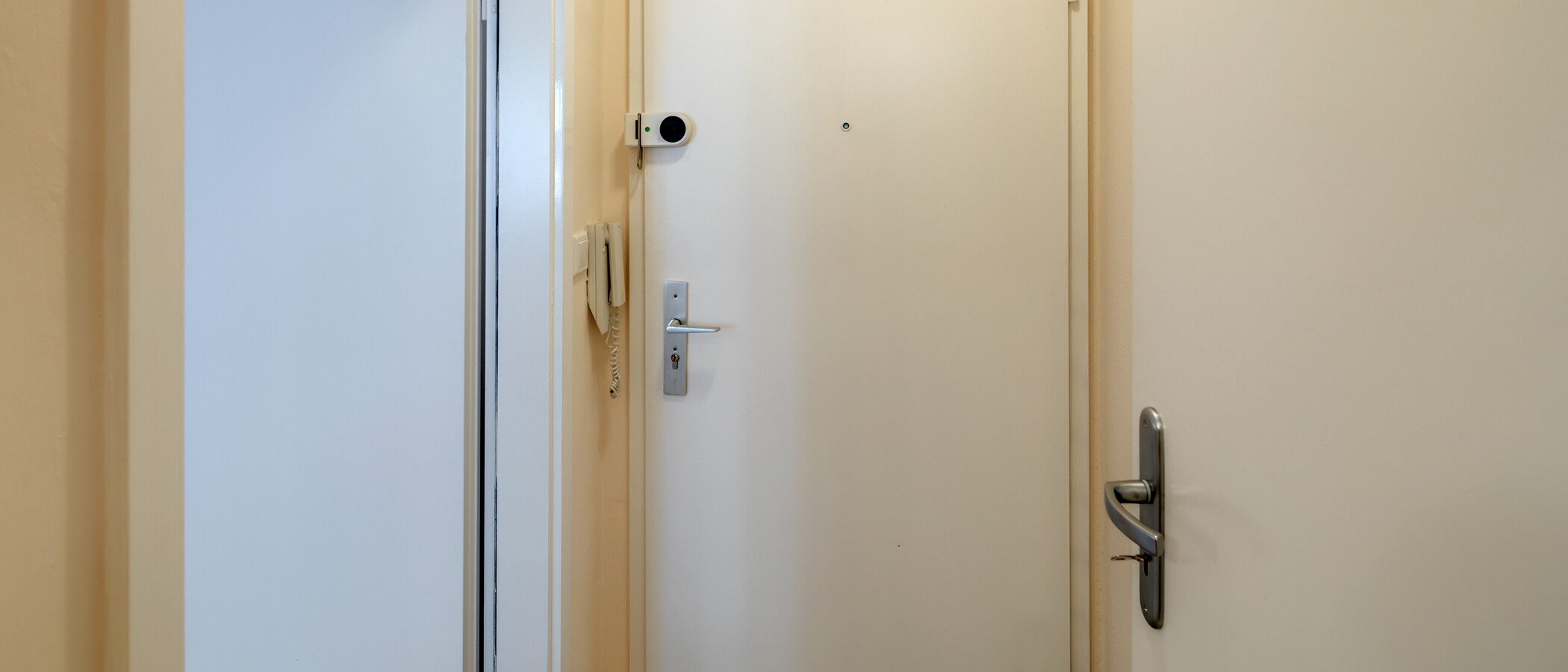 appartamento München Schwabing (links der Leopoldstraße) 01 ingresso/corridioio 3177