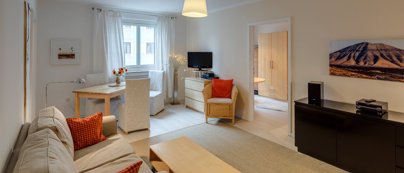 appartamento München Schwabing (links der Leopoldstraße) 02 soggiorno 3177