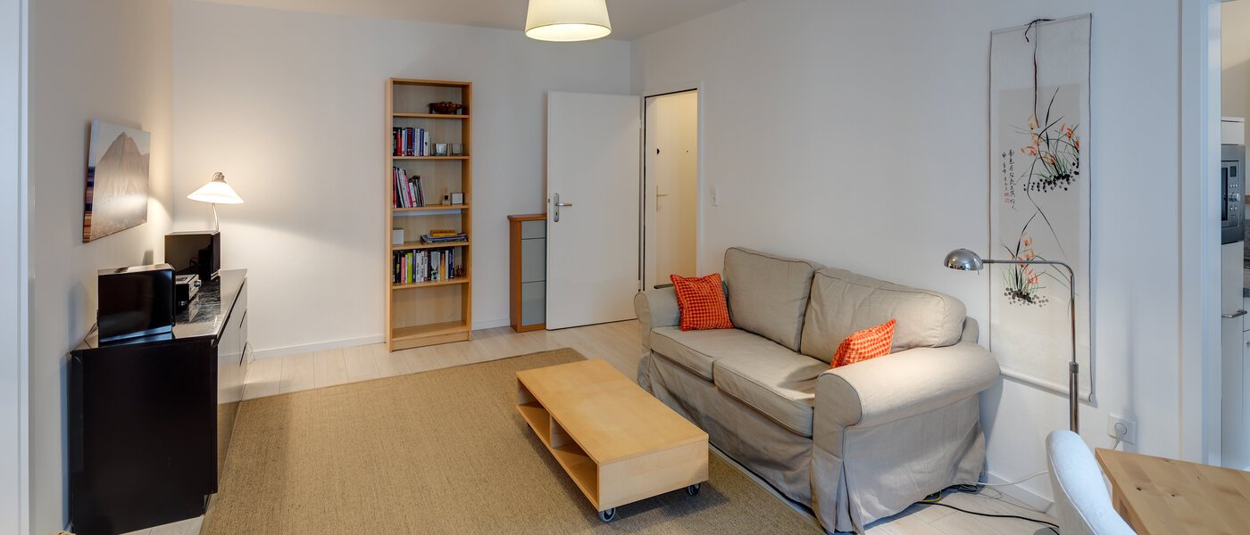 appartamento München Schwabing (links der Leopoldstraße) 04 soggiorno 3177