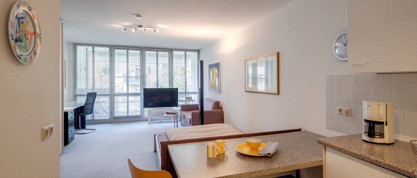 appartamento München Schwabing-West (rund um den Hohenzollernplatz) 02 cucina 3242