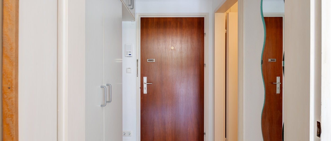 abitazione München Obersendling 01 ingresso/corridioio 3282