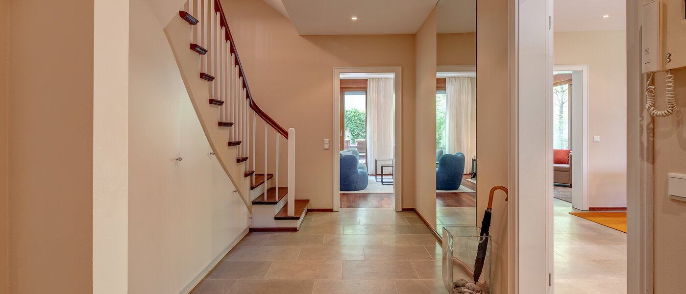 casa a schiera München Schwabing (links der Leopoldstraße) 01 ingresso/corridioio 3396