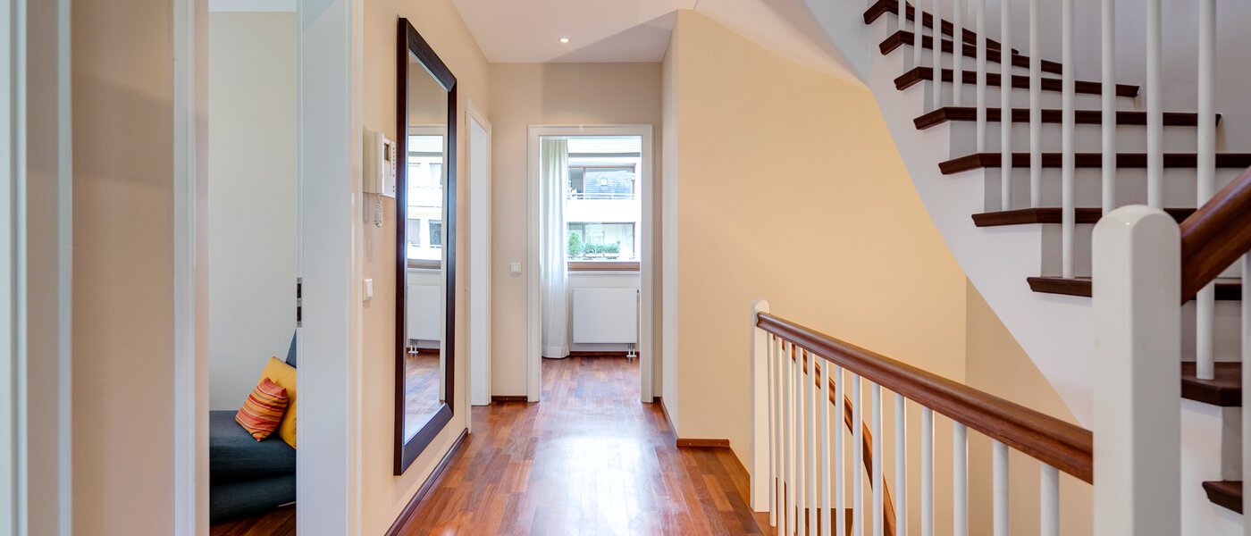 casa a schiera München Schwabing (links der Leopoldstraße) 03 ingresso/corridioio 3396