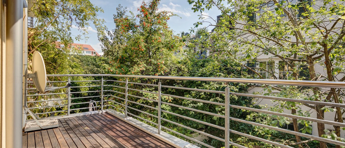 casa a schiera München Schwabing (links der Leopoldstraße) 03 balcone 3396