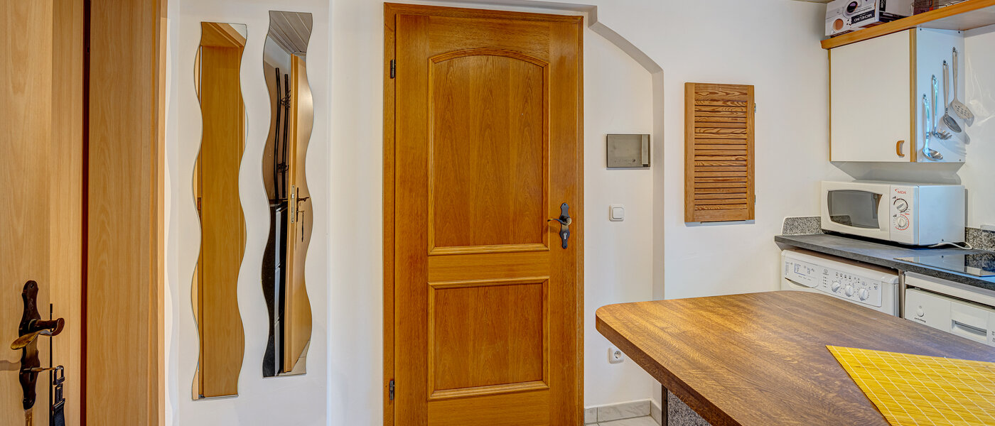 appartamento Unterföhring 01 ingresso/corridioio 3405