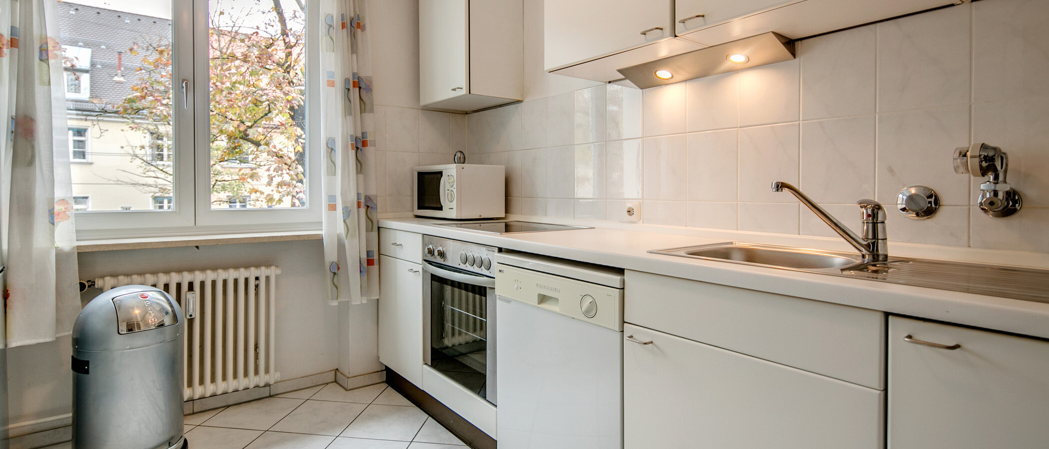 appartamento München Schwabing-Nord (zw. Belgrad- & Leopoldstraße) 02 cucina 342