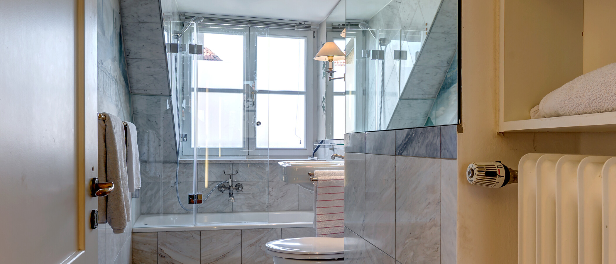 appartamento con galleria München Schwabing (links der Leopoldstraße) 02 bagno 3679