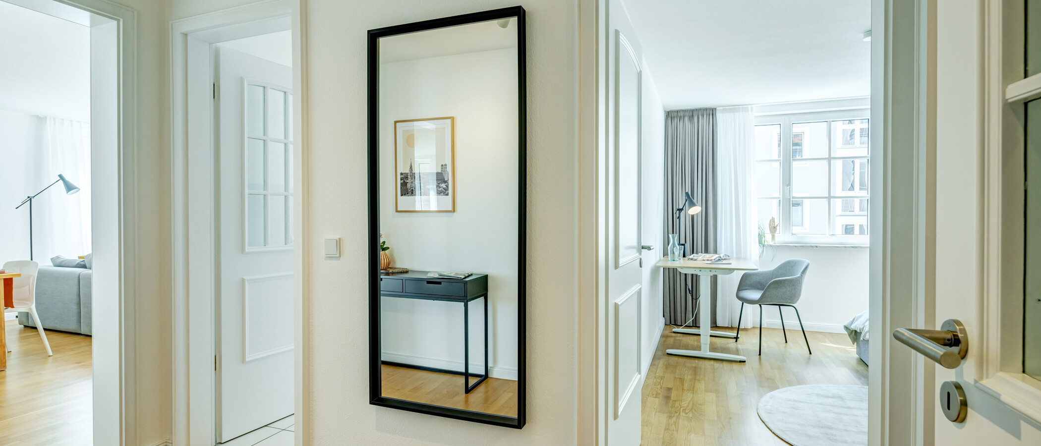 appartamento München Maxvorstadt - Rund um den Josephsplatz 04 ingresso/corridioio 3735