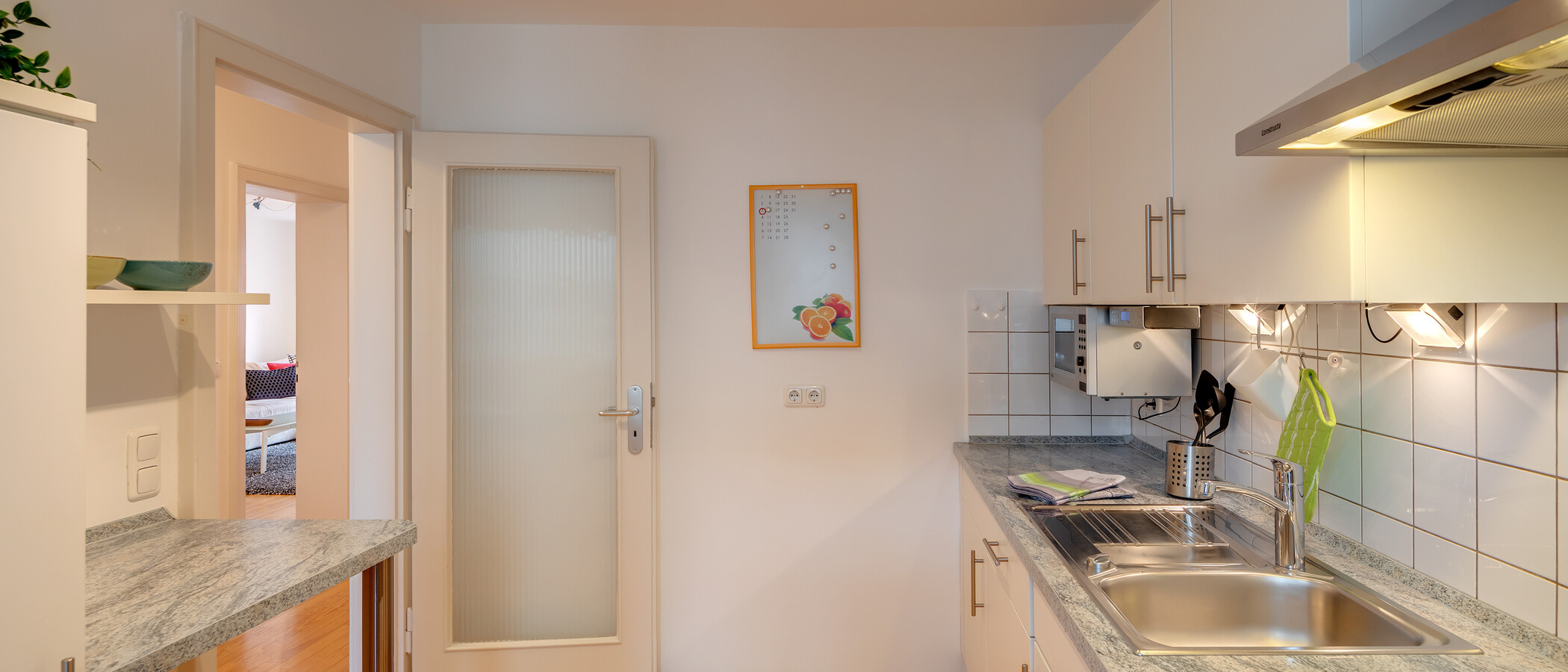 appartamento München Schwabing-West (rund um den Hohenzollernplatz) 03 cucina 3827