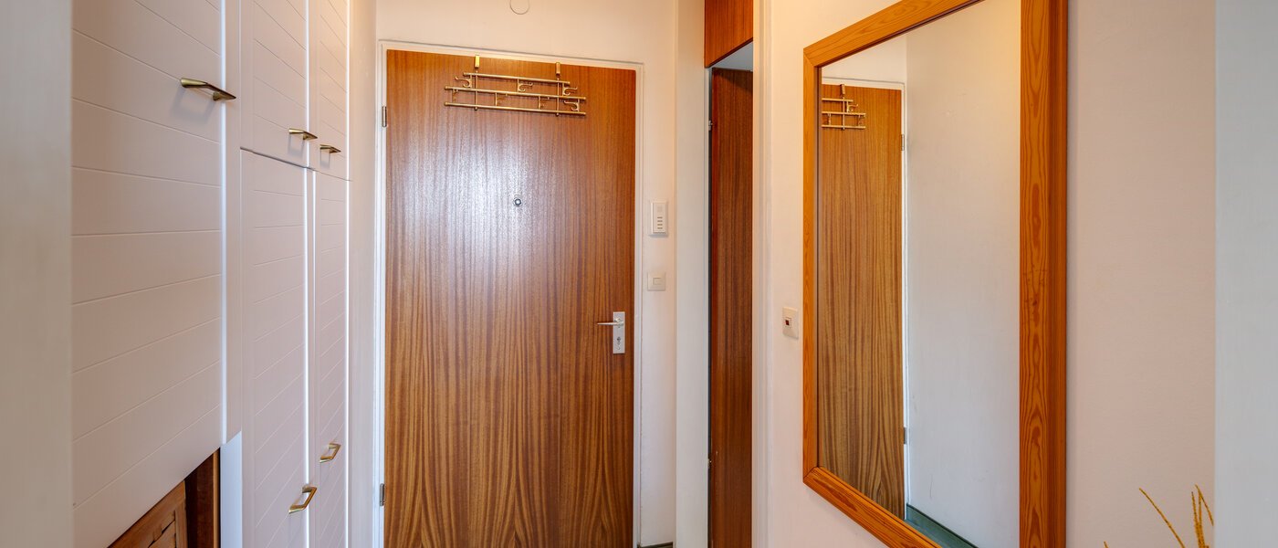 abitazione München Olympiadorf 01 ingresso/corridioio 413