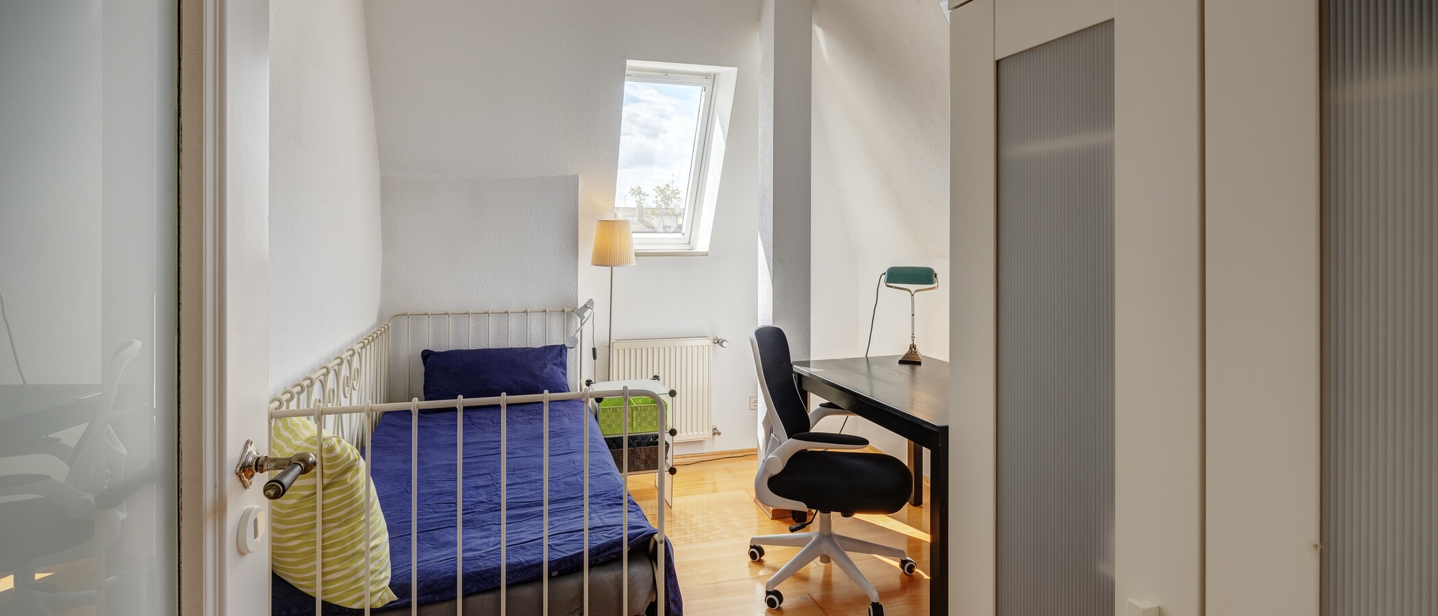 appartamento München Schwanthalerhöhe 02 camera per gli ospiti 4210