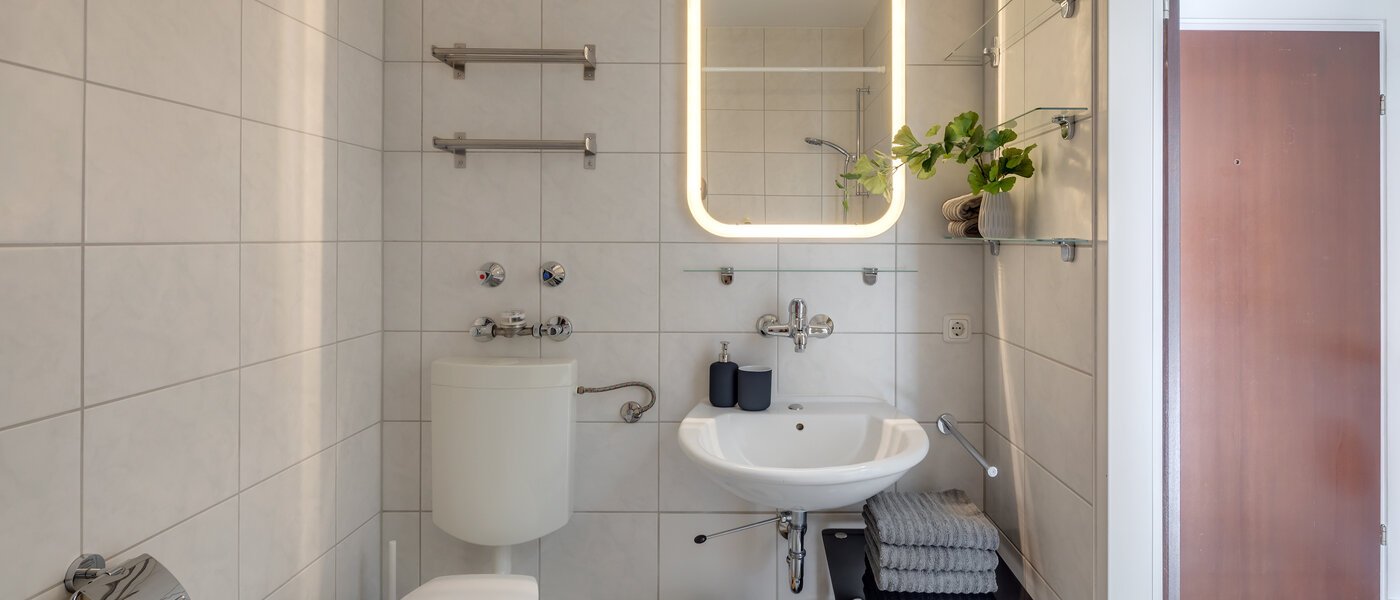 appartamento München Arabellapark 02 bagno 4263