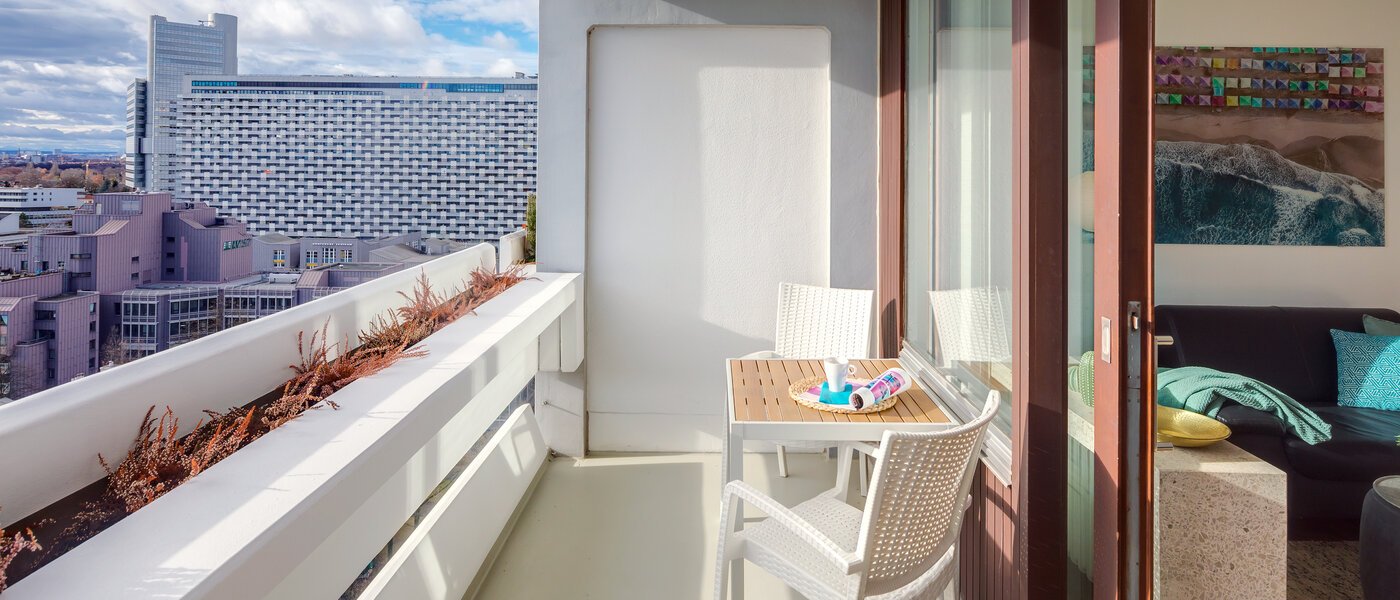 appartamento München Arabellapark 01 balcone 4263