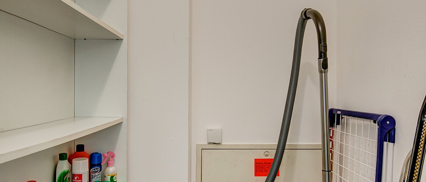 appartamento München Maxvorstadt - Museumsviertel 01 ripostiglio 4344