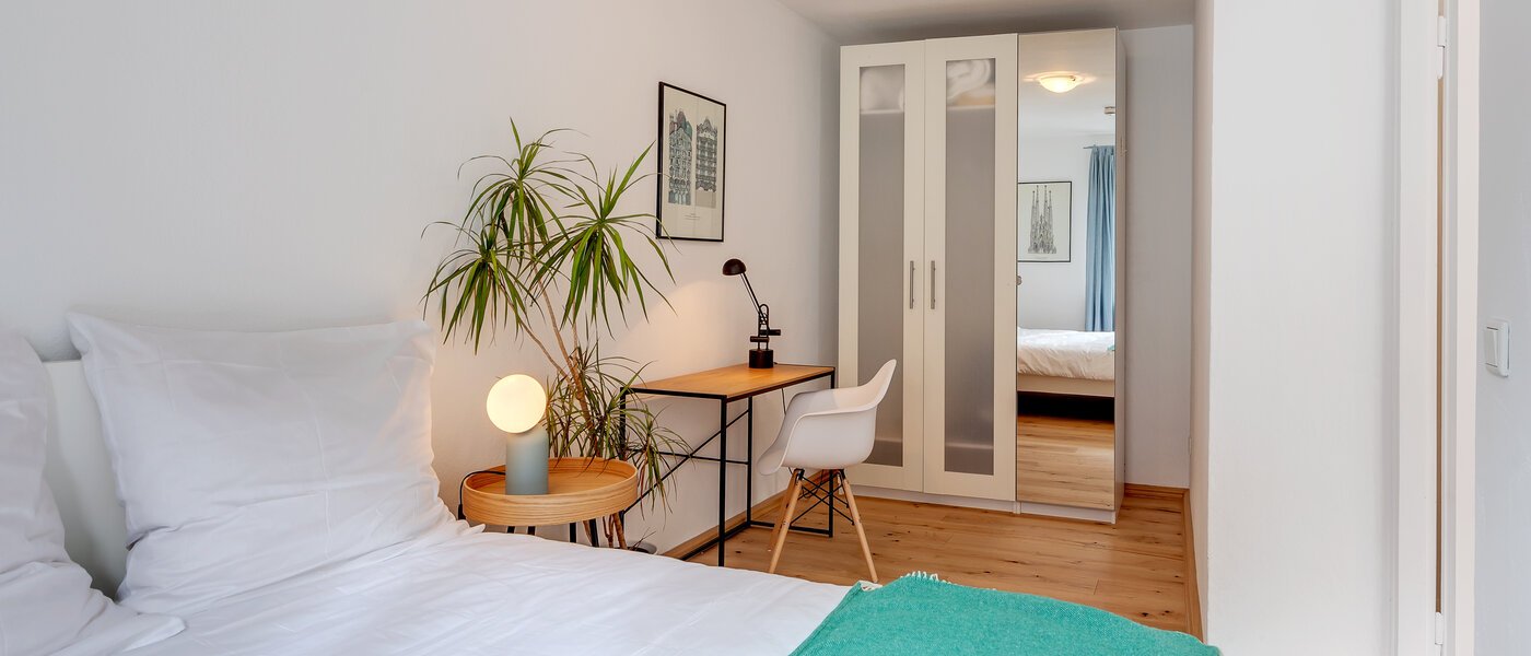 appartamento München Schwabing-West (rund um den Hohenzollernplatz) 03 camera da letto 4379