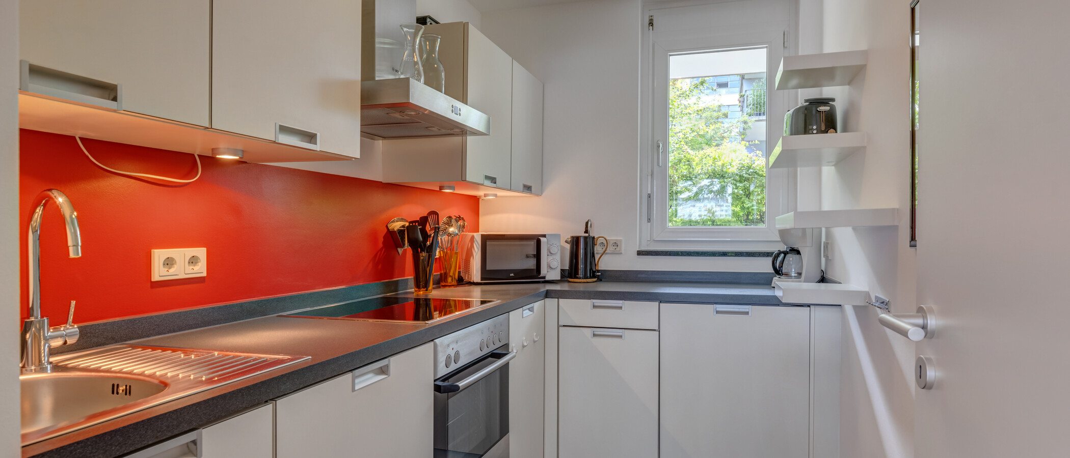 appartamento con giardino München Schwanthalerhöhe 01 cucina 4454