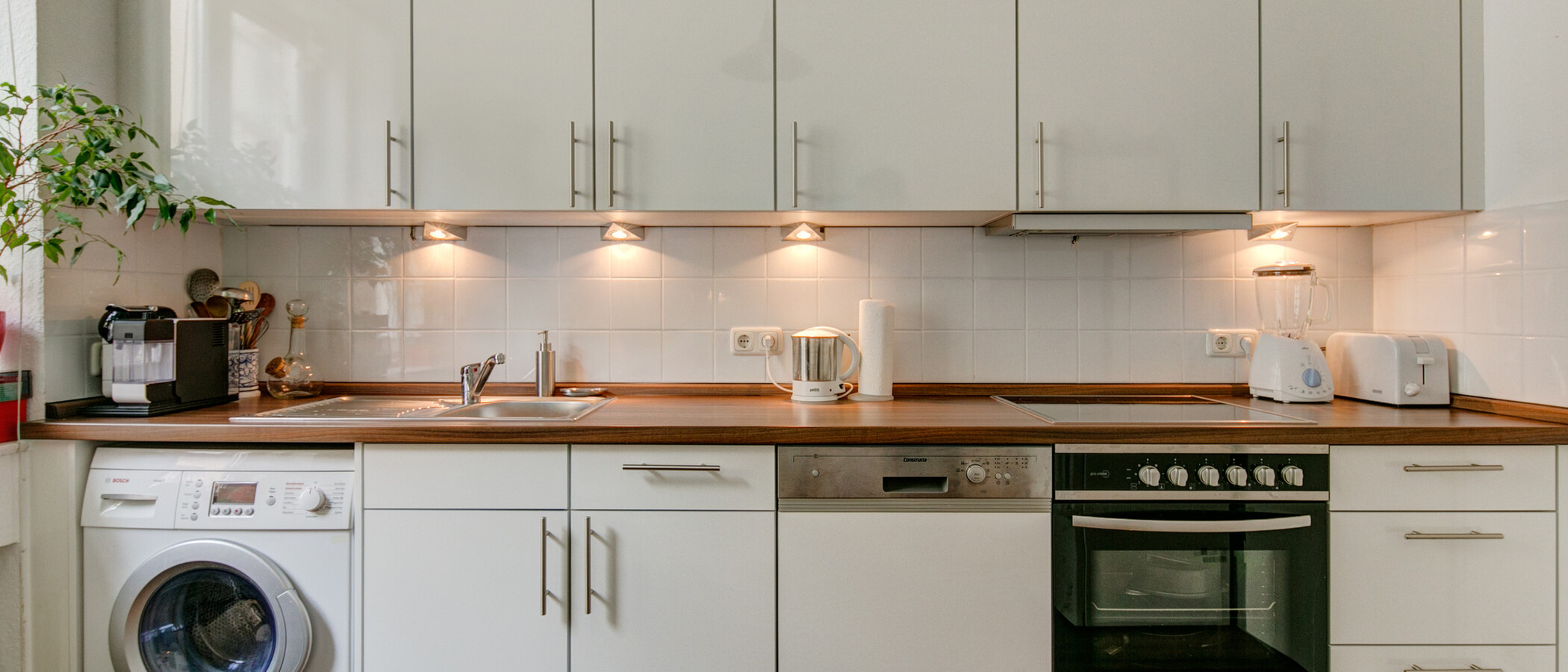 appartamento München Schwabing (rechts der Leopoldstraße) 02 cucina 4536