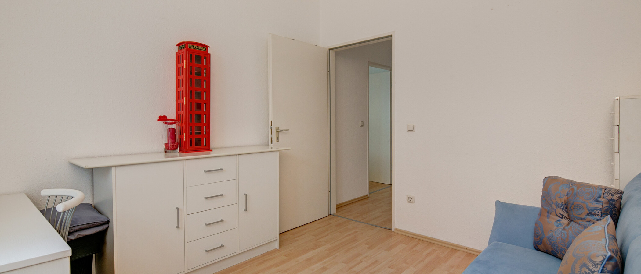 appartamento München Schwabing (rechts der Leopoldstraße) 03 camera per gli ospiti 4536
