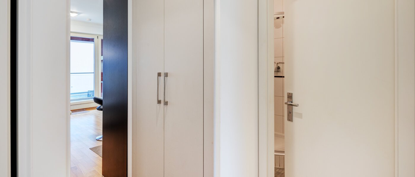 appartamento München Schwabing (rechts der Leopoldstraße) 02 ingresso/corridioio 4720