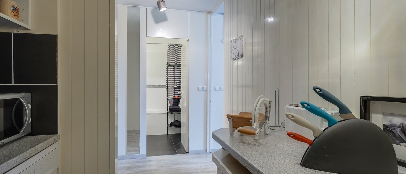 appartamento München Schwabing (rechts der Leopoldstraße) 03 cucina 4730