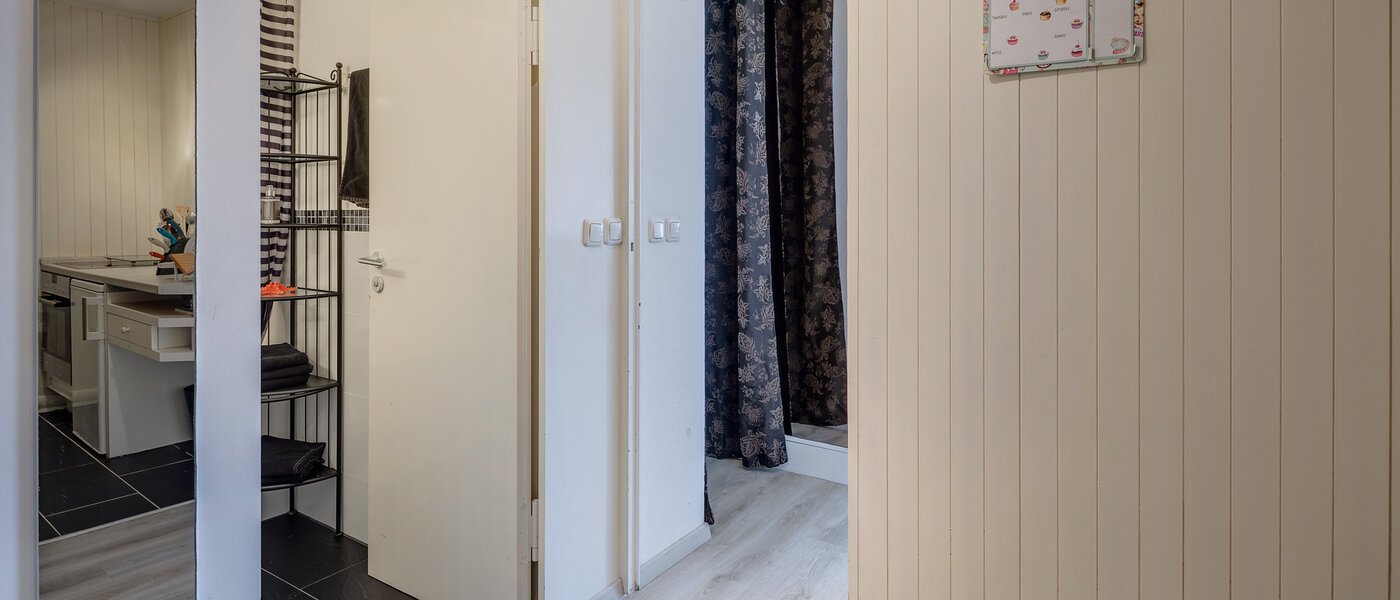 appartamento München Schwabing (rechts der Leopoldstraße) 03 ingresso/corridioio 4730