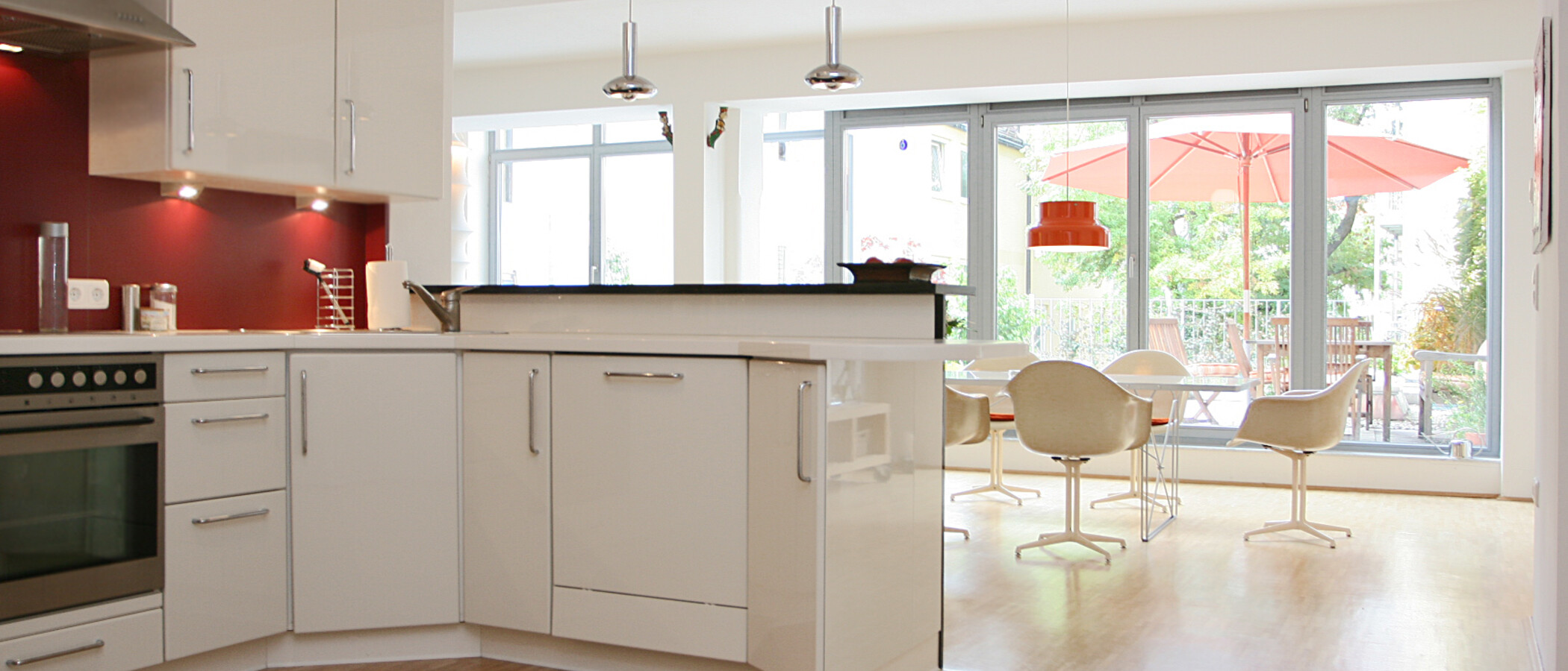 attico con terrazzo München Westend 02 cucina 4763