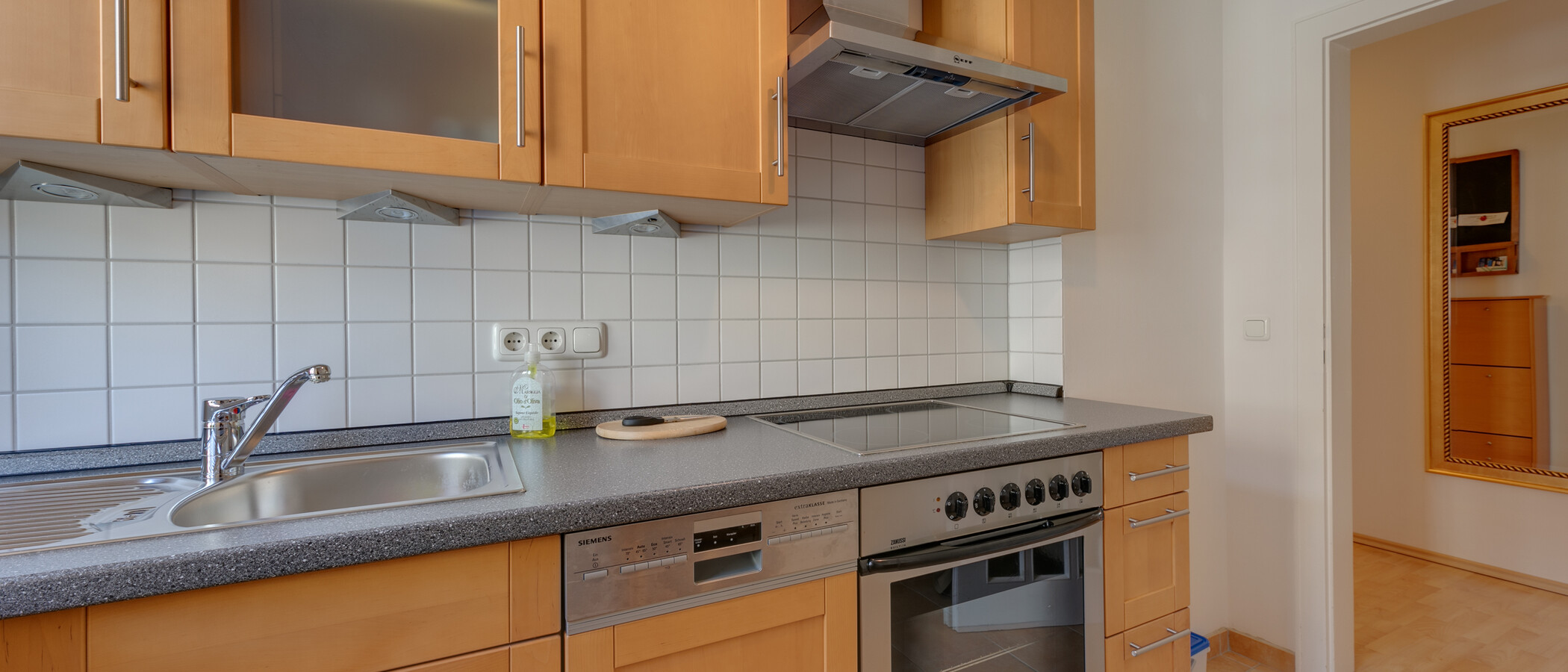 appartamento München Schwabing-West (rund um den Hohenzollernplatz) 02 cucina 4783