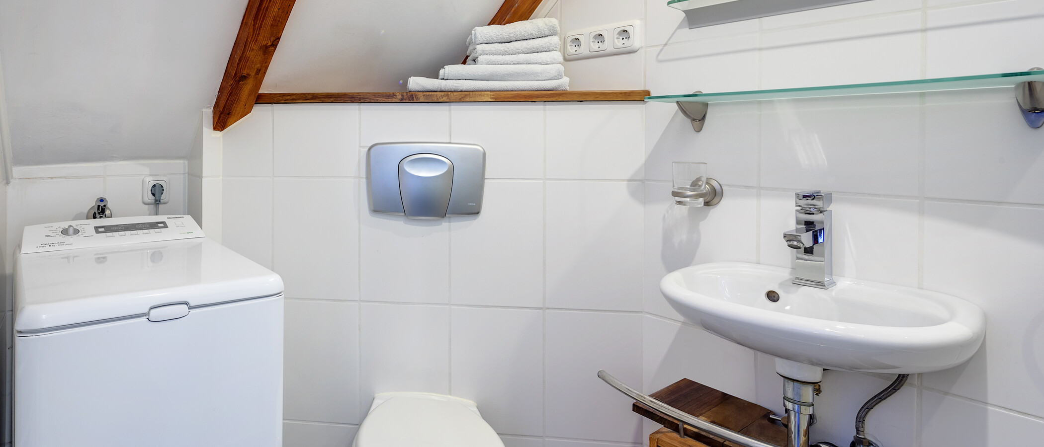 attico Unterföhring 03 bagno 4788