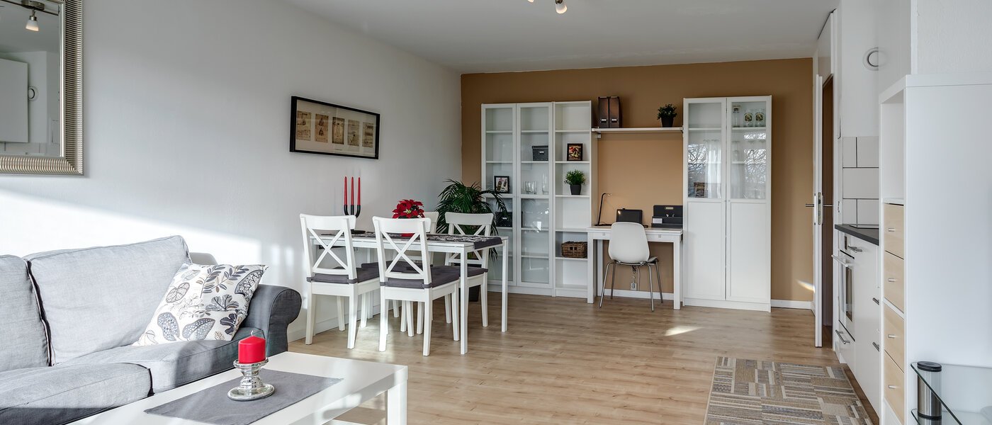 appartamento München Sendling-Westpark 06 soggiorno 4792