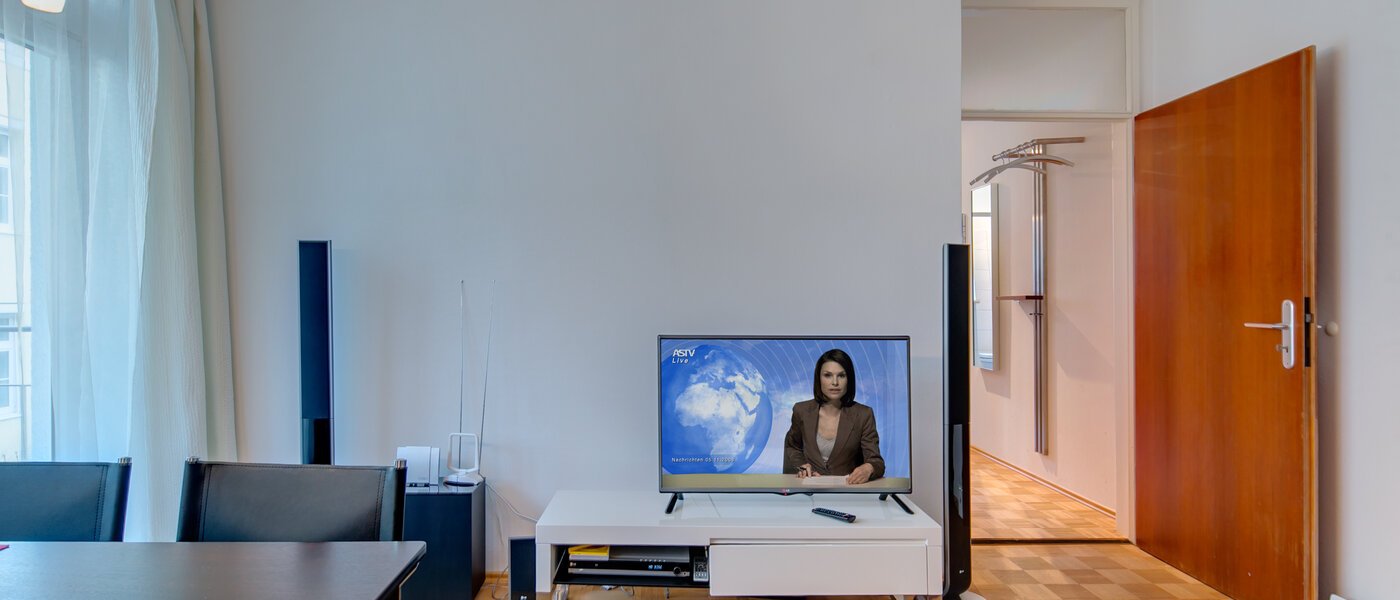 appartamento München Schwabing-West (rund um den Hohenzollernplatz) 03 soggiorno 4890