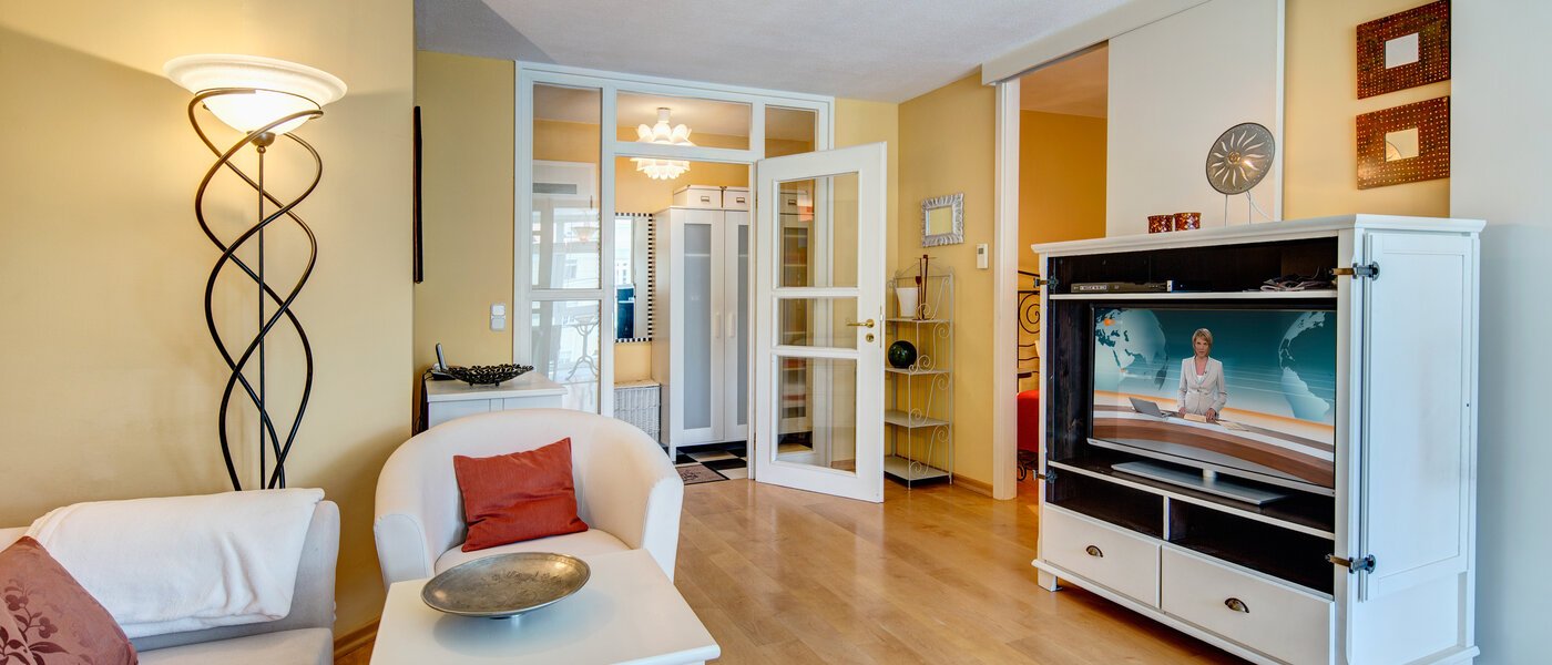 appartamento München Schwabing-West (rund um den Bonner Platz) 04 soggiorno 4912