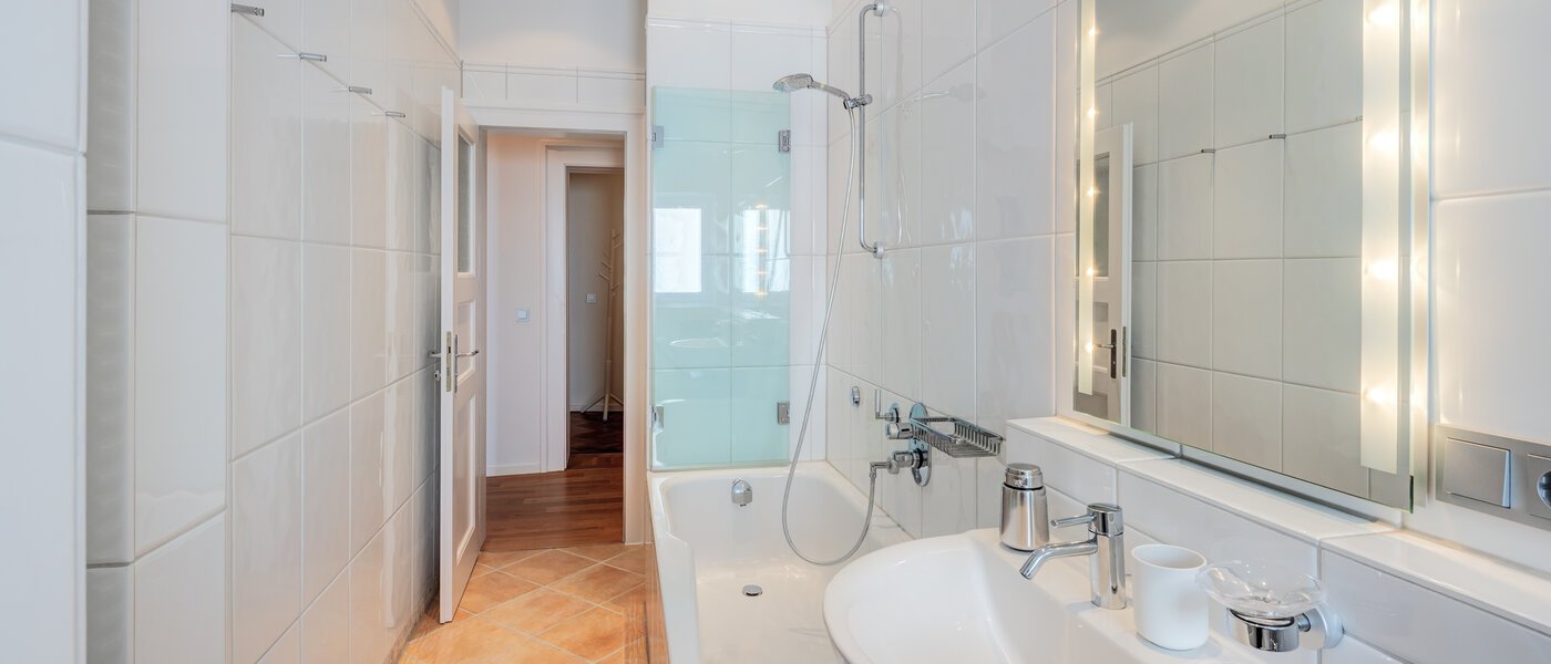 appartamento München Schwabing (links der Leopoldstraße) 03 bagno 4915