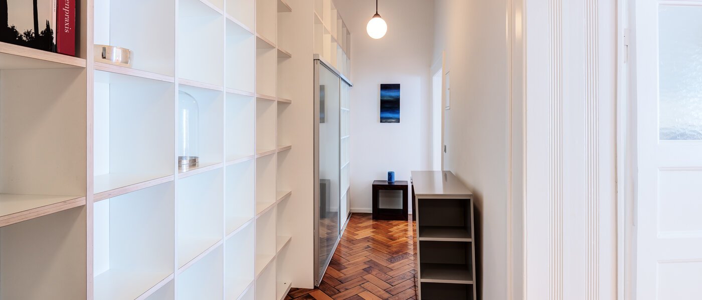 appartamento München Schwabing (links der Leopoldstraße) 04 ingresso/corridioio 4915