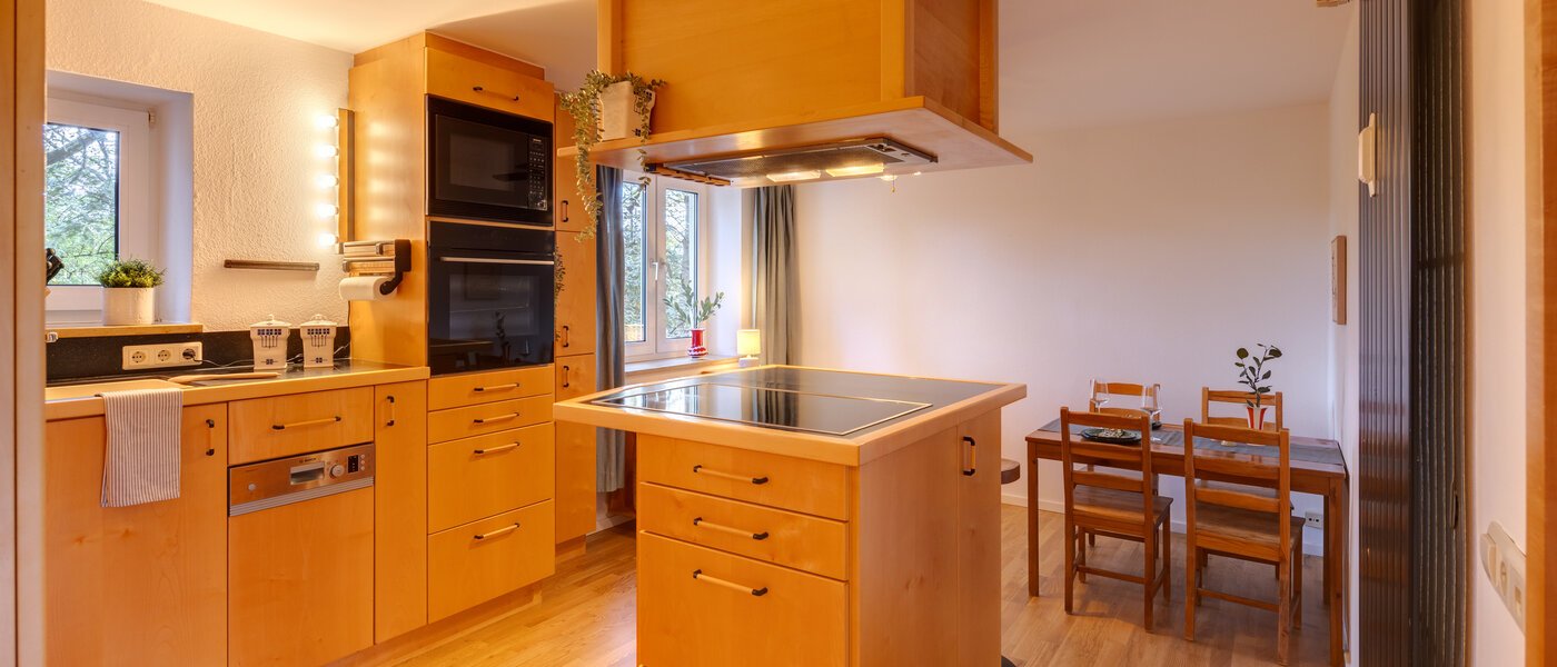 appartamento München Bogenhausen 04 cucina 4956