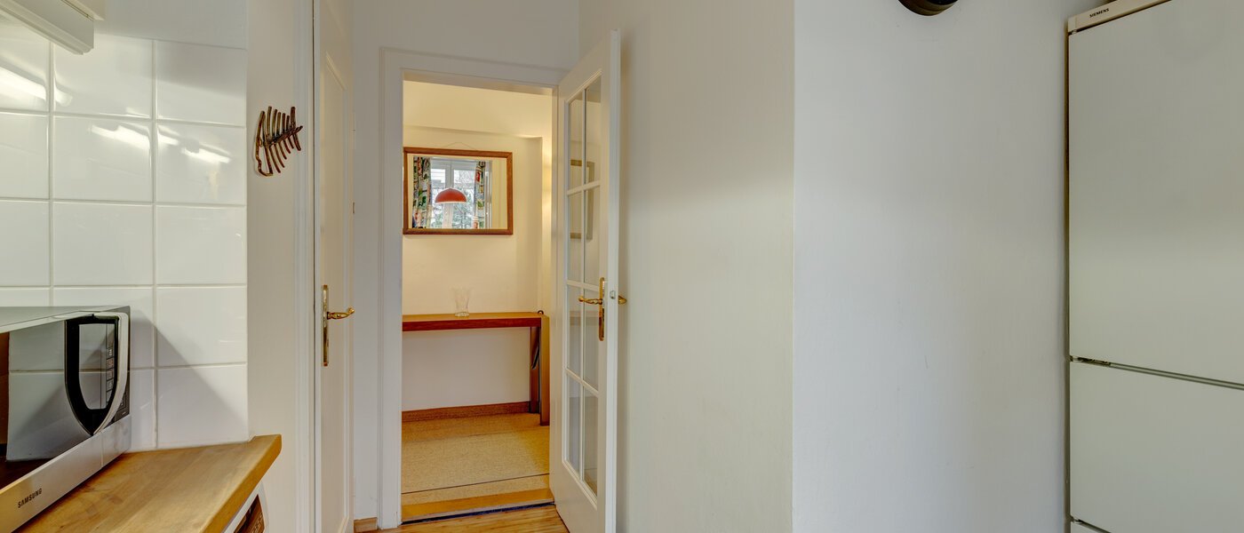 appartamento München Schwabing (rechts der Leopoldstraße) 04 cucina 4984