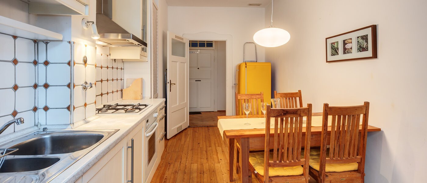 appartamento München Neuhausen 02 cucina 5003