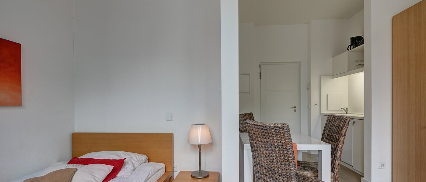 appartamento München Lehel 04 soggiorno 5111