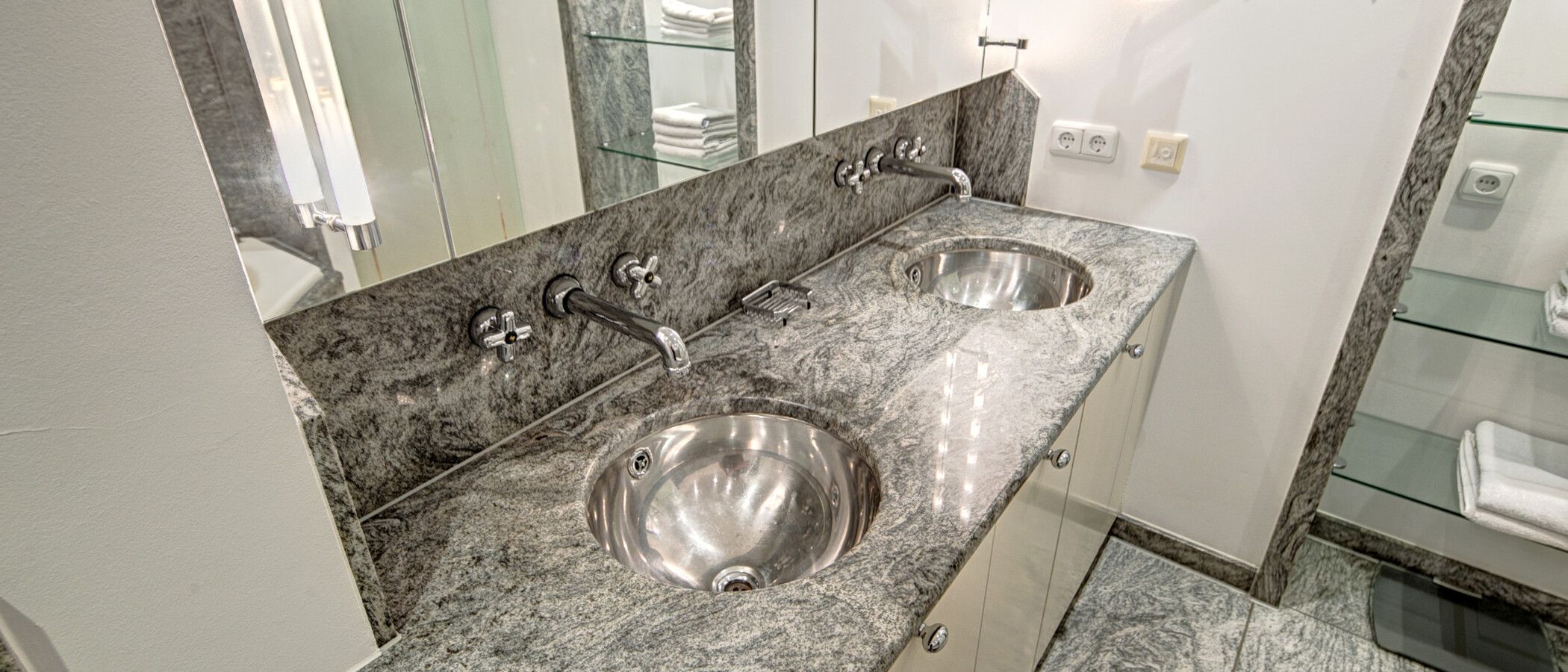 appartamento München Schwabing-West (rund um den Hohenzollernplatz) 04 bagno 5273