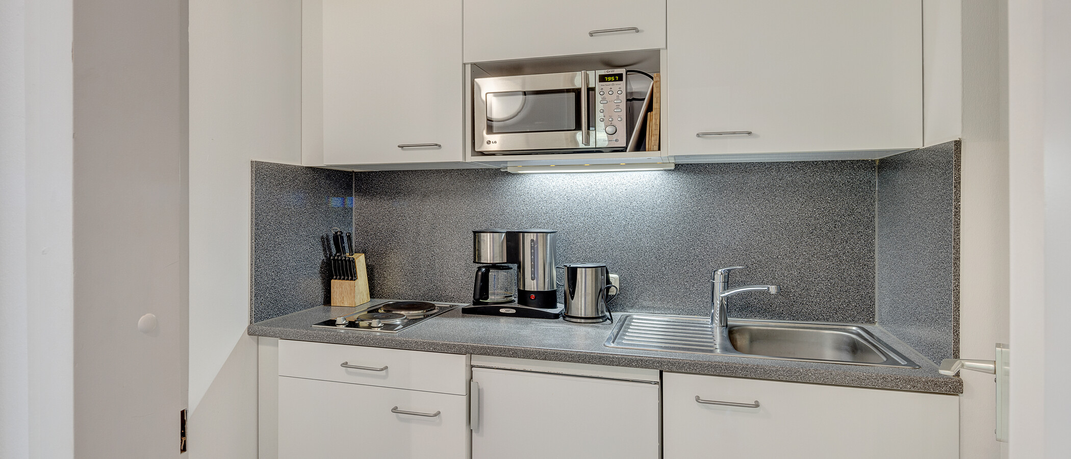 appartamento München Schwabing (rechts der Leopoldstraße) 01 cucina 5389