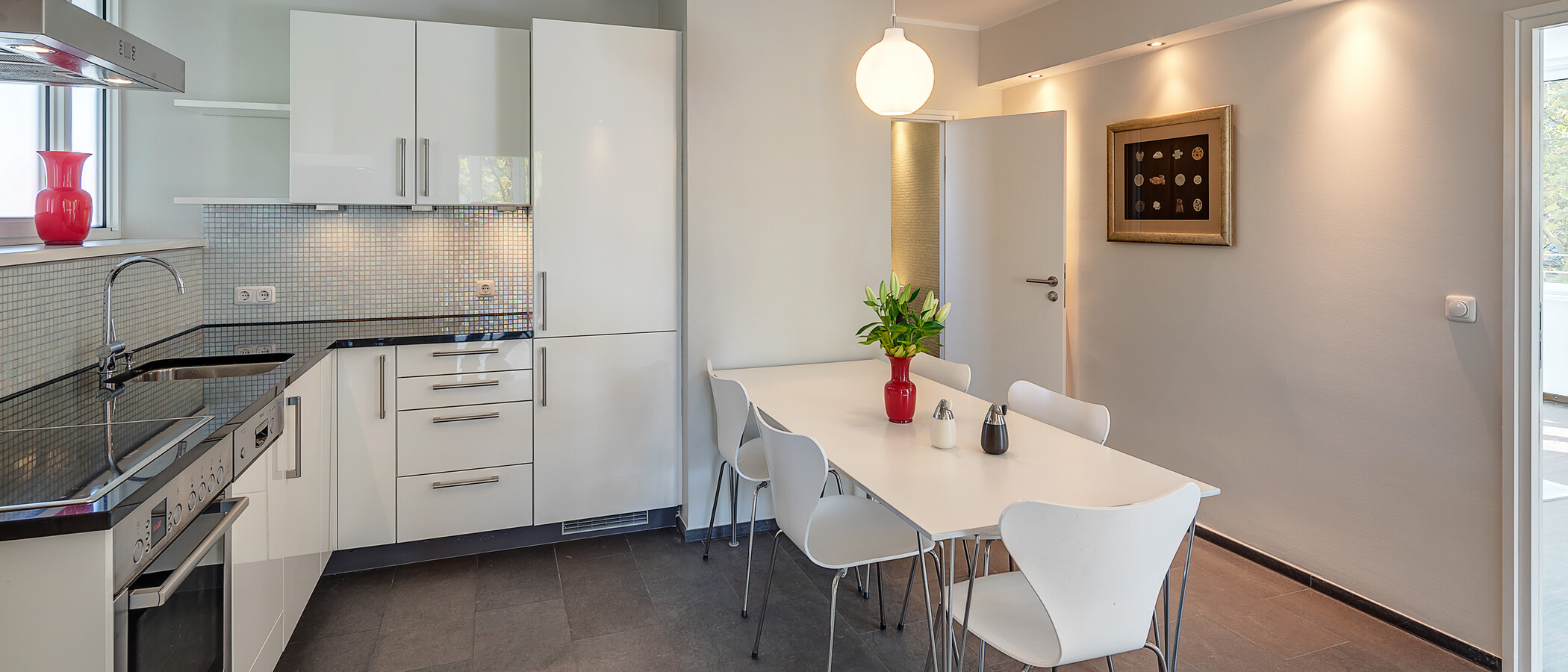 appartamento München Schwabing (links der Leopoldstraße) 01 cucina 5407