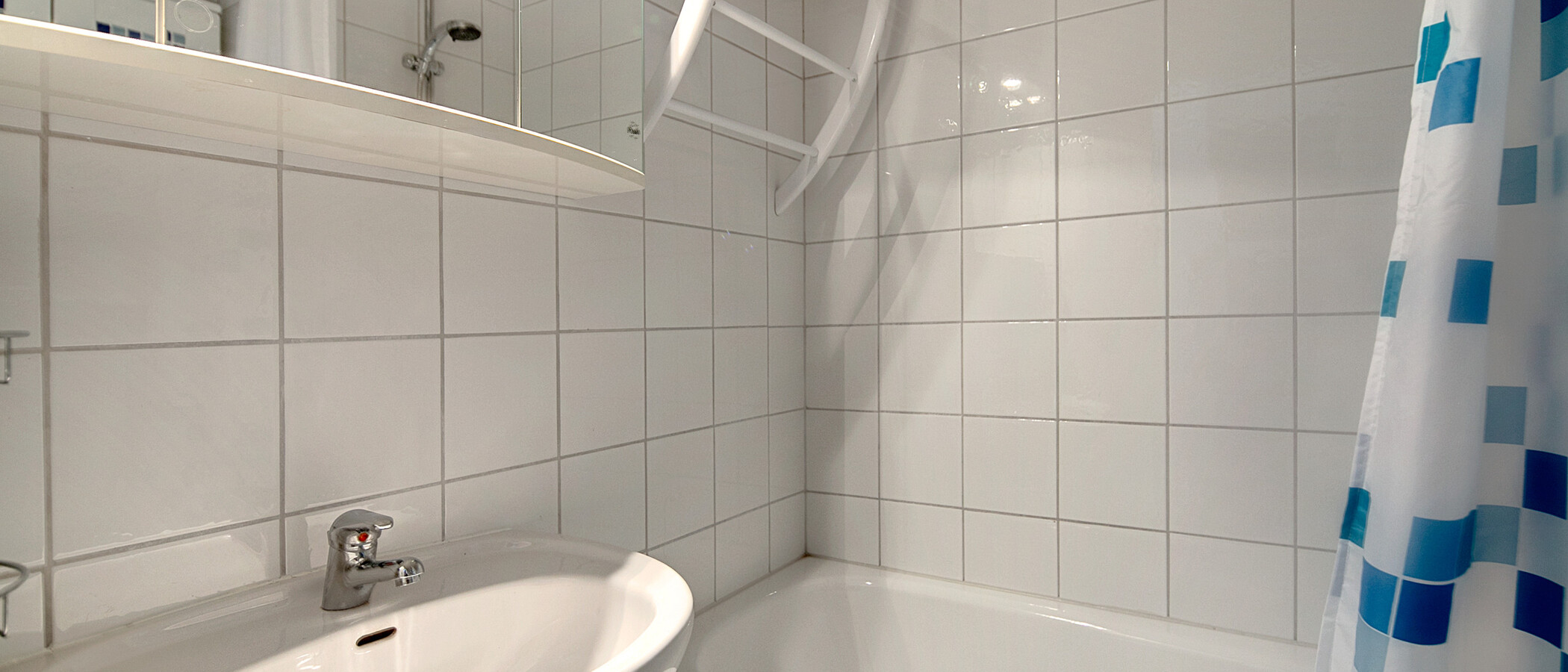 abitazione München Glockenbachviertel 01 bagno 541