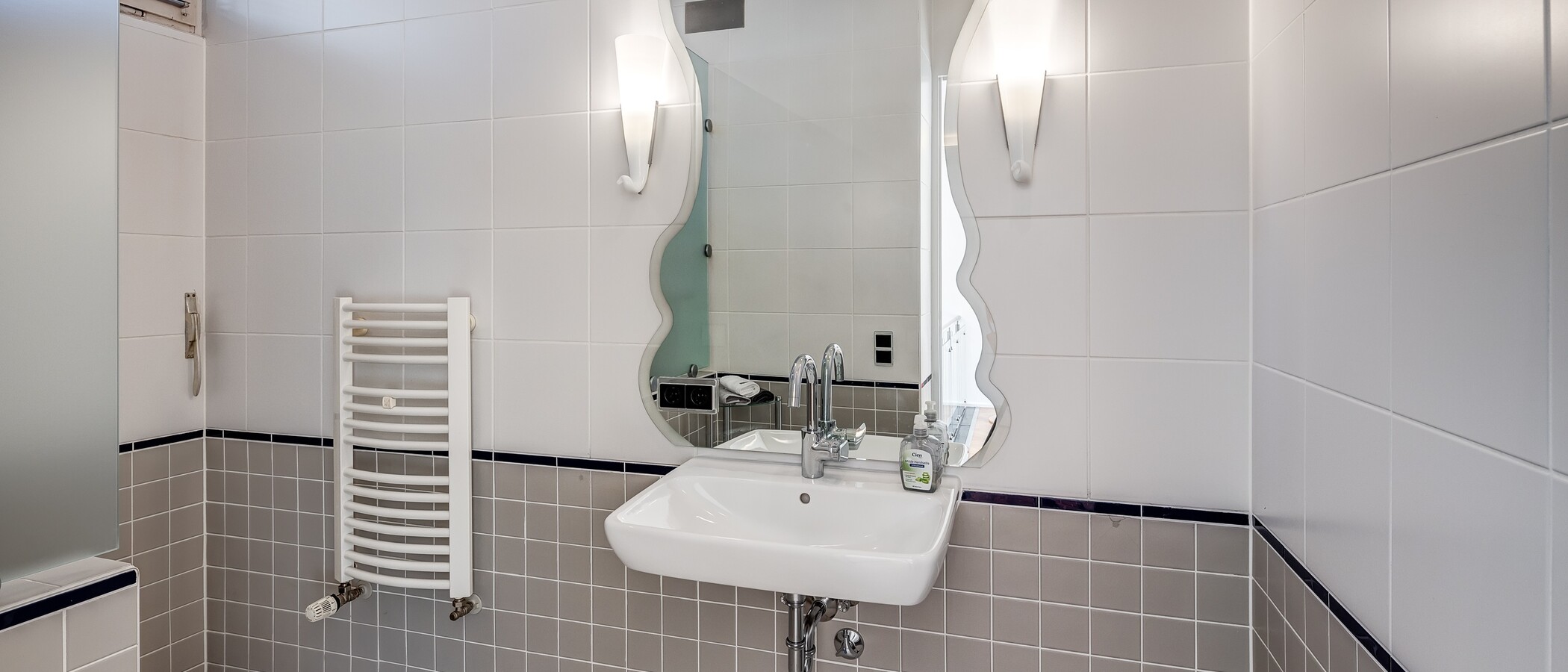 casa indipendente München Obermenzing 01 toilette per gli ospiti 5436