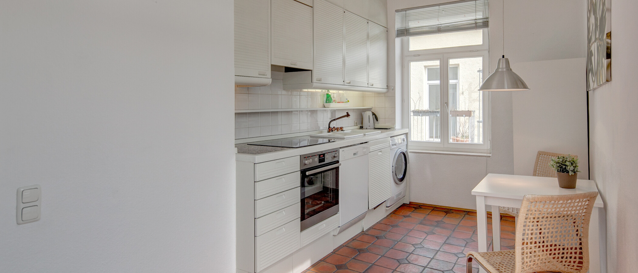 appartamento München Schwabing (links der Leopoldstraße) 01 cucina 556
